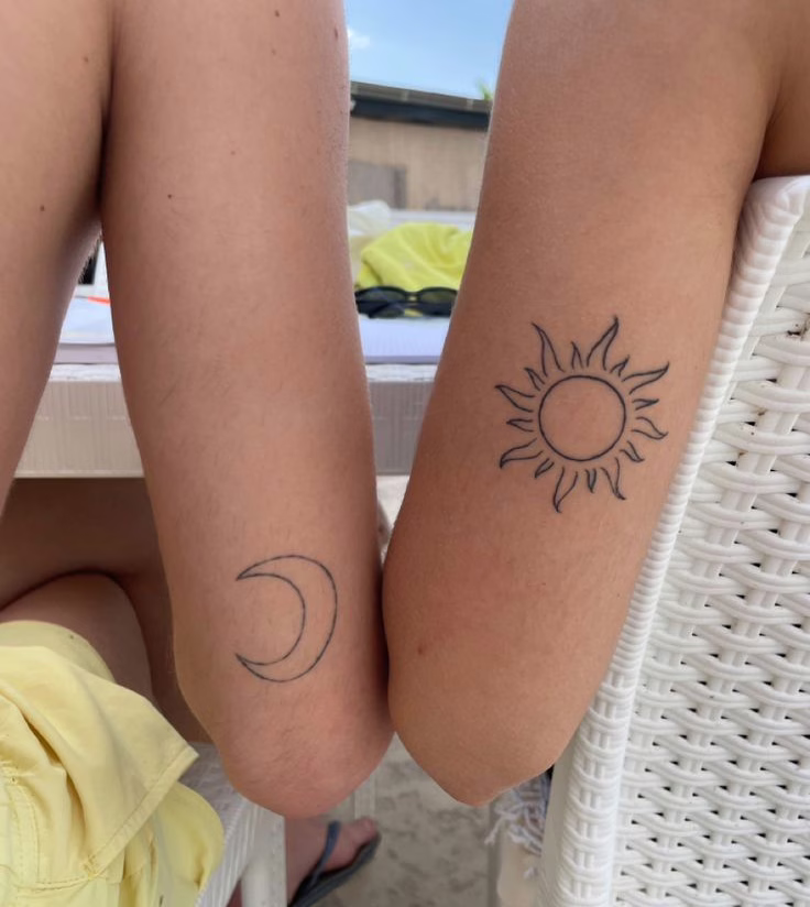 tatuaje sol y luna pareja