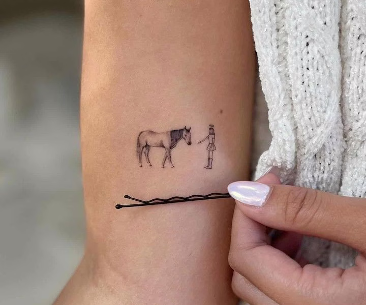 tatuajes de caballos pequeños
