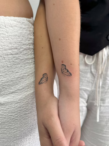 https://media.wp.tattoox.es/2025/08/07113641/PORTFOLIO_SONNNIA_04.avif