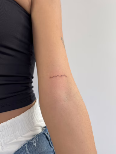 https://media.wp.tattoox.es/2025/08/07113852/PORTFOLIO_SONNNIA_16.avif