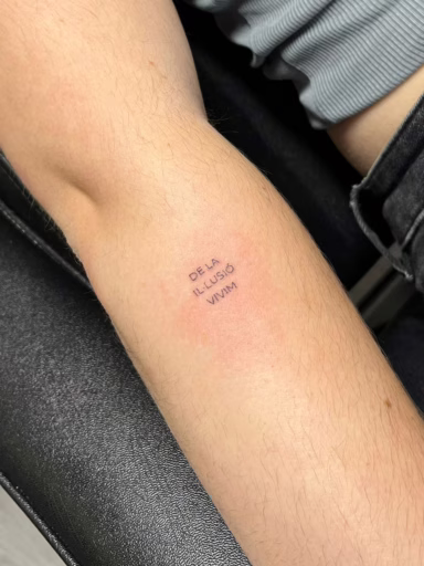 https://media.wp.tattoox.es/2025/08/07113951/PORTFOLIO_SONNNIA_22.avif
